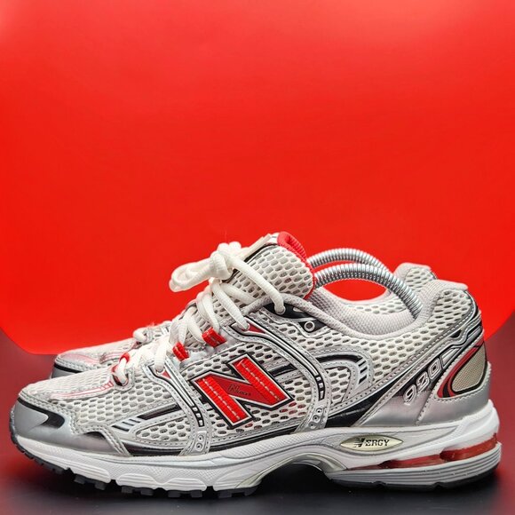 New Balance 920 (2011) - Picture 1 of 7